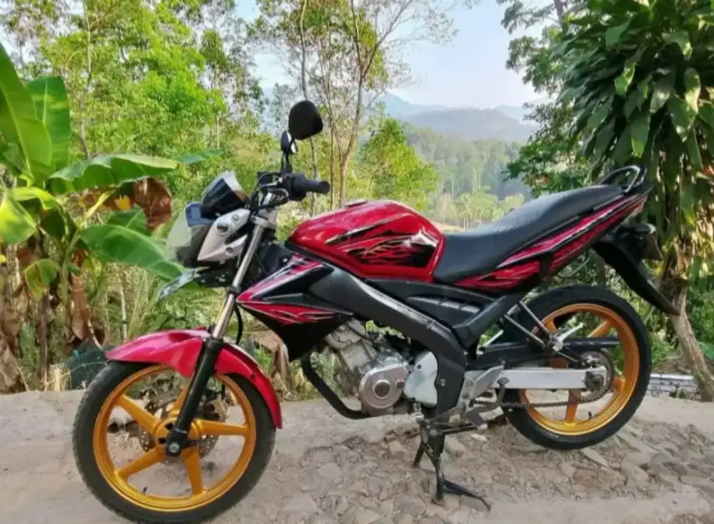 YAMAHA VIXION OLD