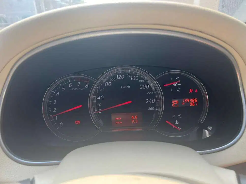 Nissan Teana 2010 Bensin