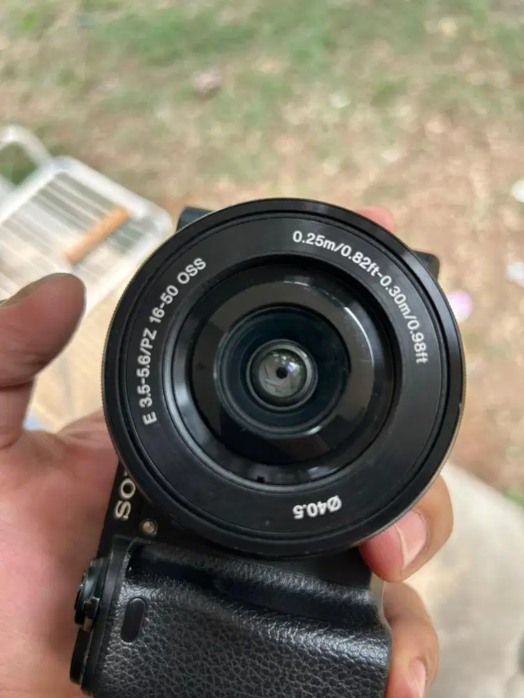 Sony a6300 + lensa kit