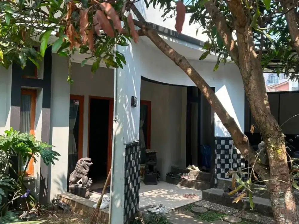 TERMURAH DIJUAL DAN DISEWAKA RUMAH POSISI HOOK NYAMAN SIAP HUNI LOKASI DALAM KOMPLEK DI CIHANJUANG BANDUNG