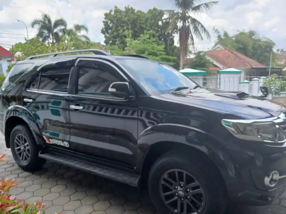 2015 Toyota Fortuner 2.5L G VNT TRD Diesel AT