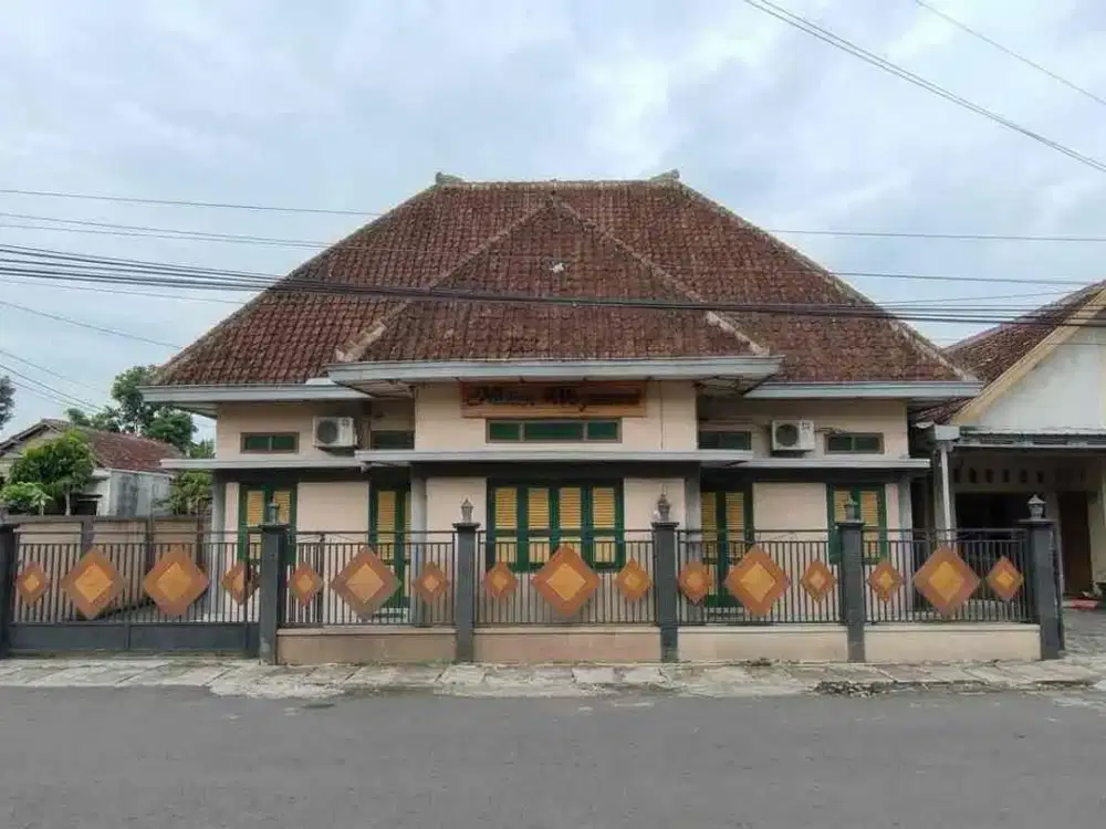 Dijual Hitung Tanah Rumah Heritage di Solo Posisi Nol Jalan