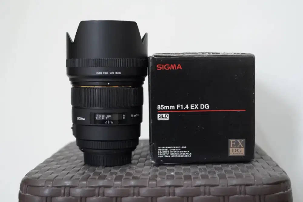 Sigma 85mm F 1.4 EX DG for Canon