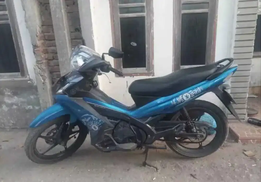 Yamaha LEXAM Matik 2011 ( lengkap )