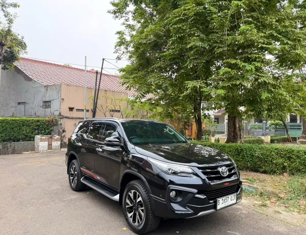 {km 12 ribu} Fortuner Trd Diesel Matic 2018 Low Km Full Ori