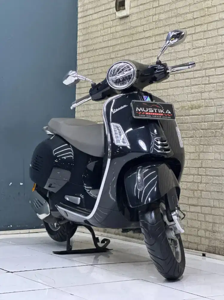 Odo 4rb Simpenan!!Vespa Gts 150cc ABS Fase lift 2024 Mulus-Mustika