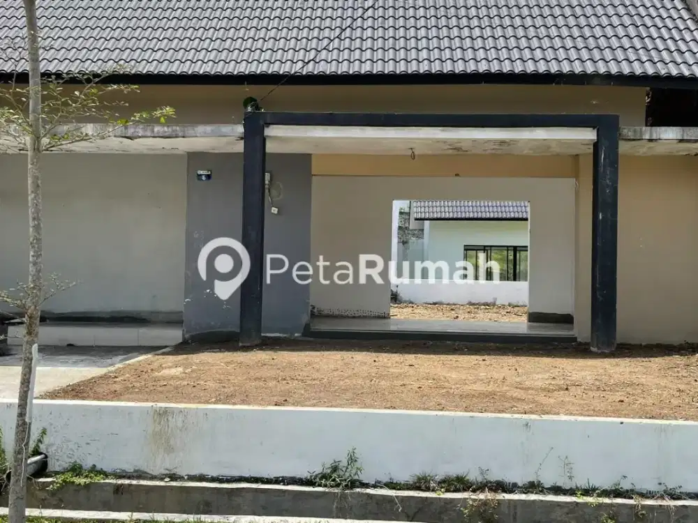 DIJUAL RUMAH JALAN BUNGA RAMPE KOMPLEK RIVER VALLEY   (ANSHAR)