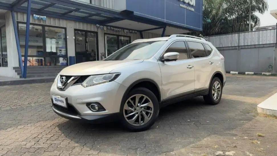 Pajak Panjang - Nissan XTrail 2.5 Bensin-AT 2017