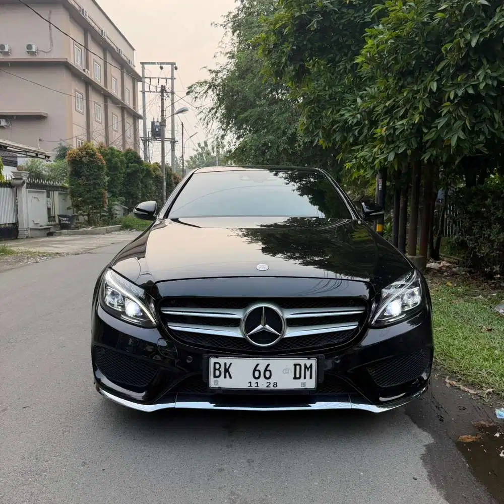 (DP85HT) Mercedes Benz C250 AMG Line 2015