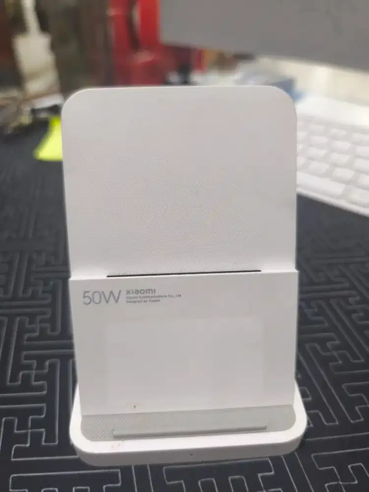 Wireless charging stand Pro 50 W