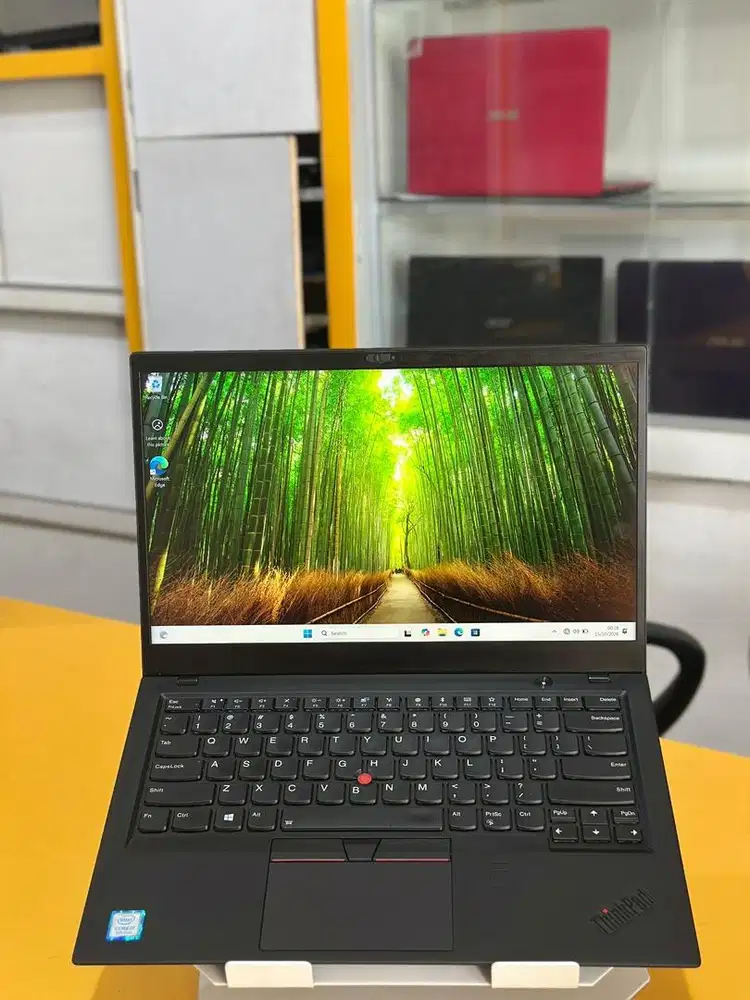 JUAL CEPAT !! Laptop Lenovo Thinkpad X1 Carbon Touchscreen