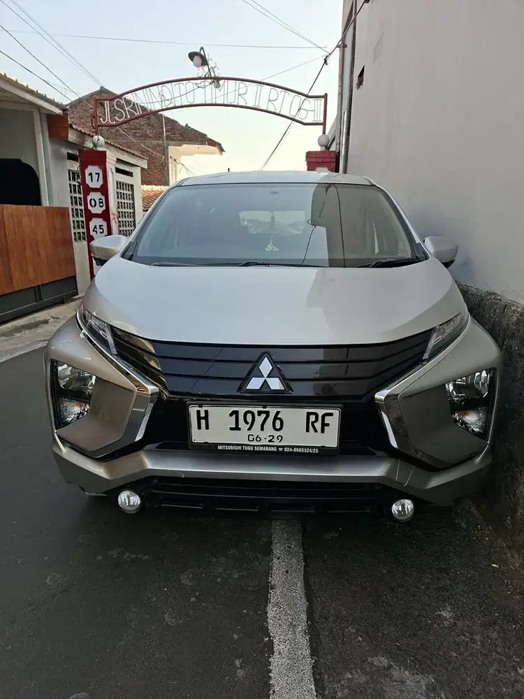 XPANDER EXCEED MANUAL 2019