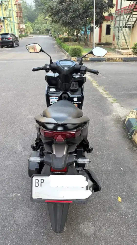 Honda Vario 125 2024 Abu-Abu Doff, KM 10 Ribu, Siap Pakai