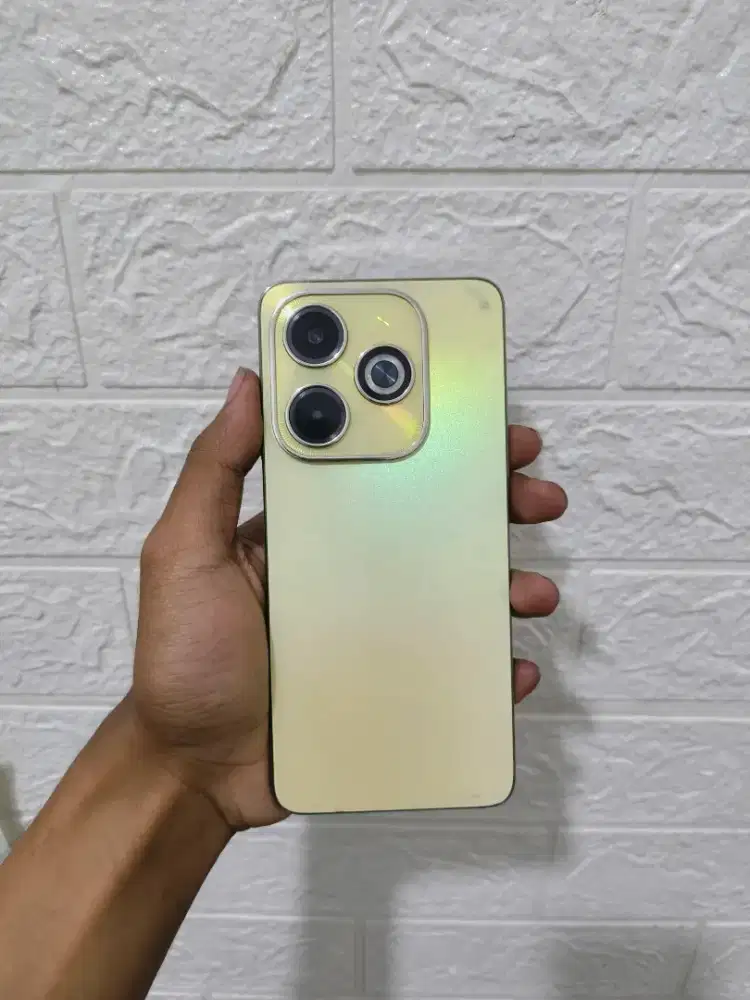 Infinix Hot 40i 8+8/256