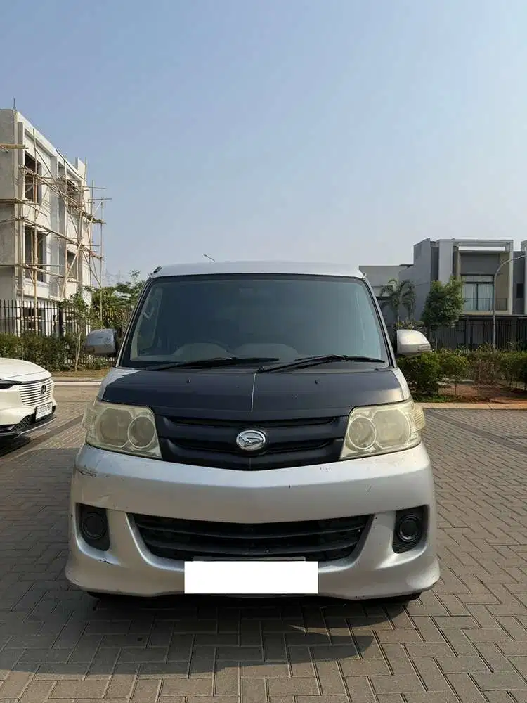 Daihatsu Luxio 2013 Bensin
