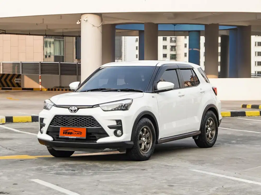 Toyota Raize G 1.2 AT 2022 putih ganjil