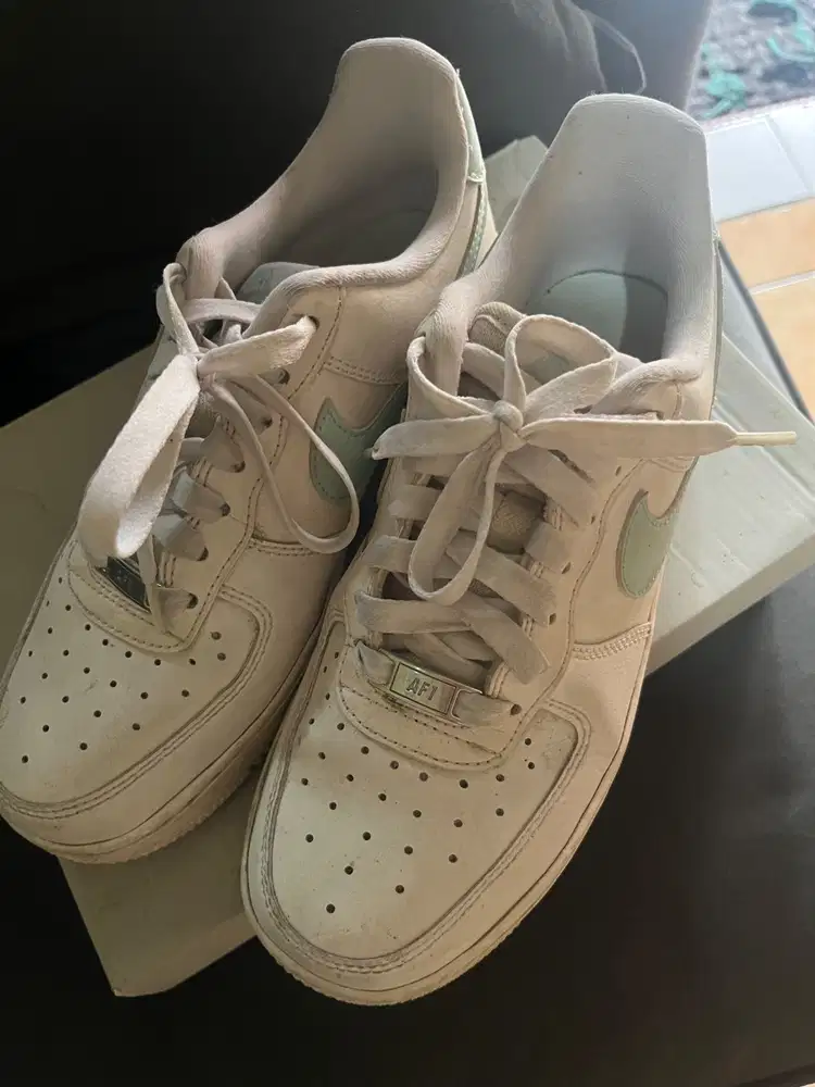 Nike Air Force 1