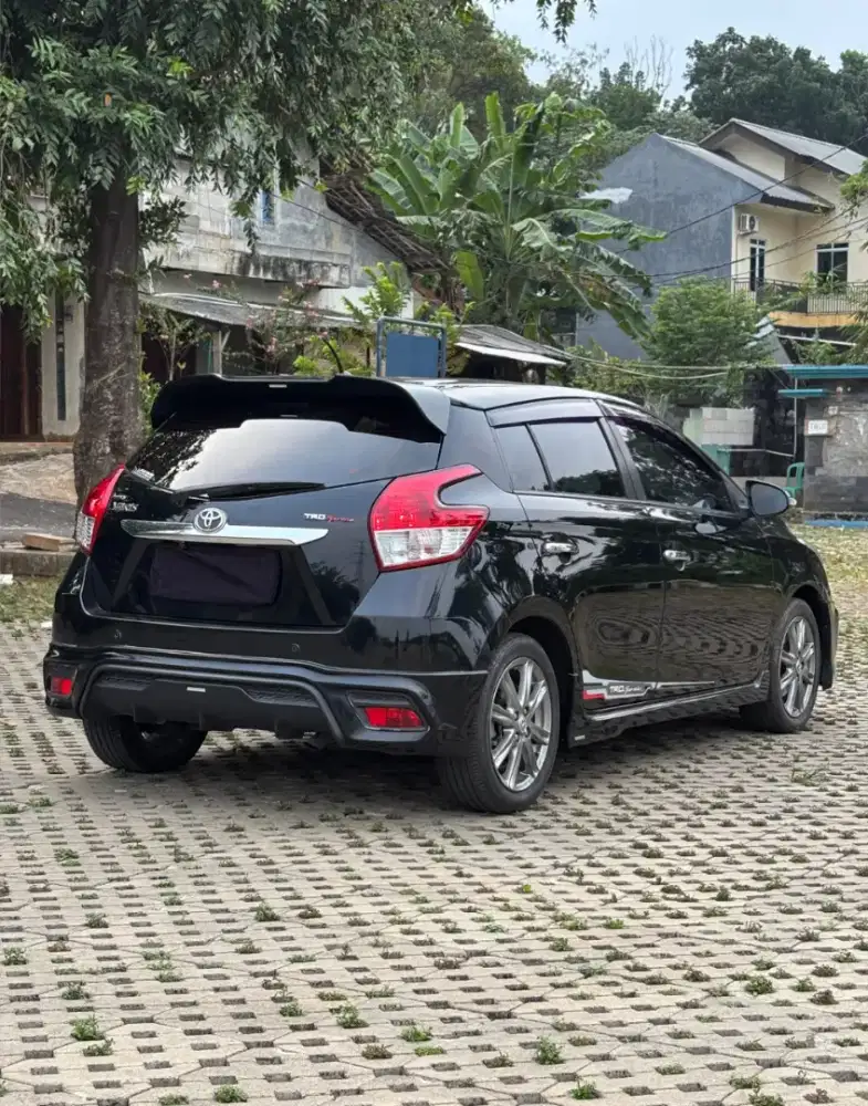 Promo Kredit Premium Yaris TRD AT 2016 Hitam