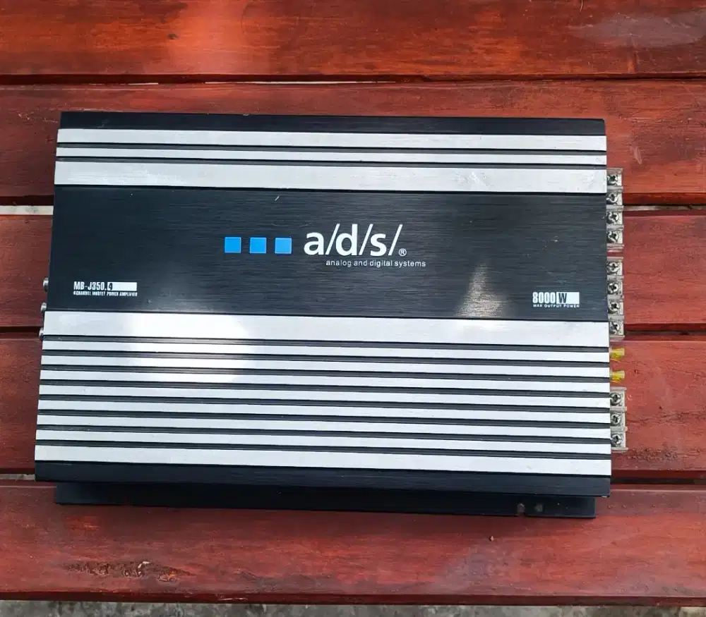 Power amplifier mobil 4 channel 8000w