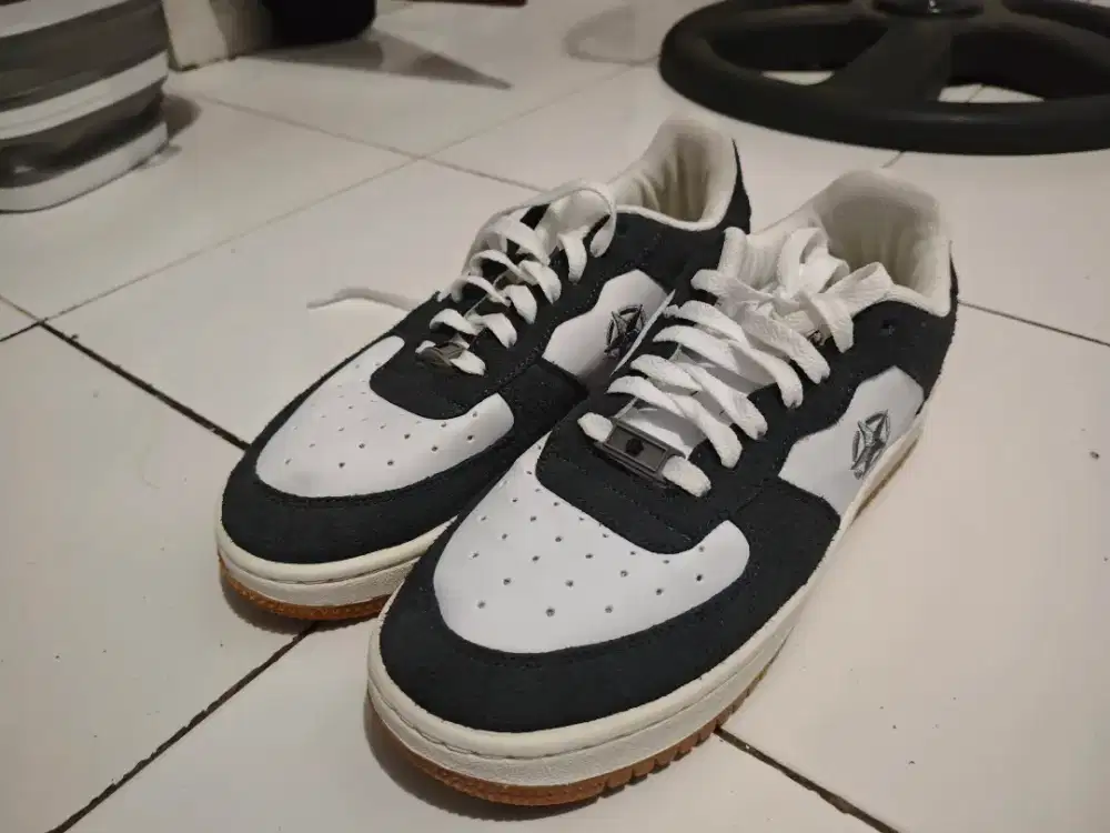 FOR SALE sepatu Prayerkids