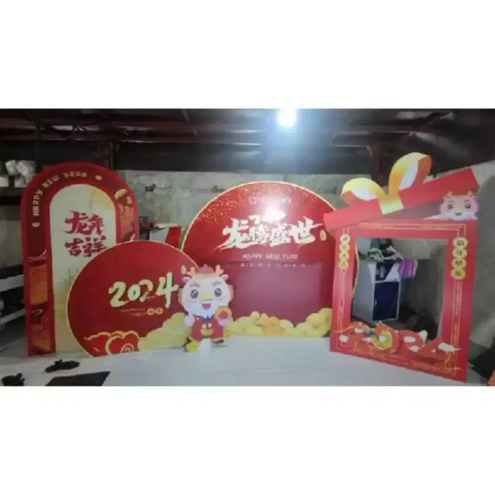 BACKDROP FOAMBOARD + STICKER VINYL UKURAN DAN DESAIN CUSTOM