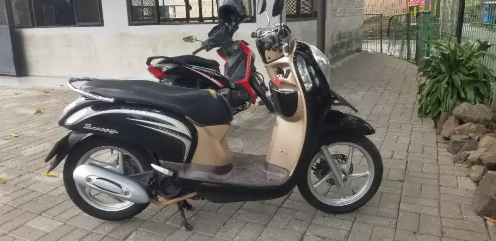 HONDA SCOOPY 2014