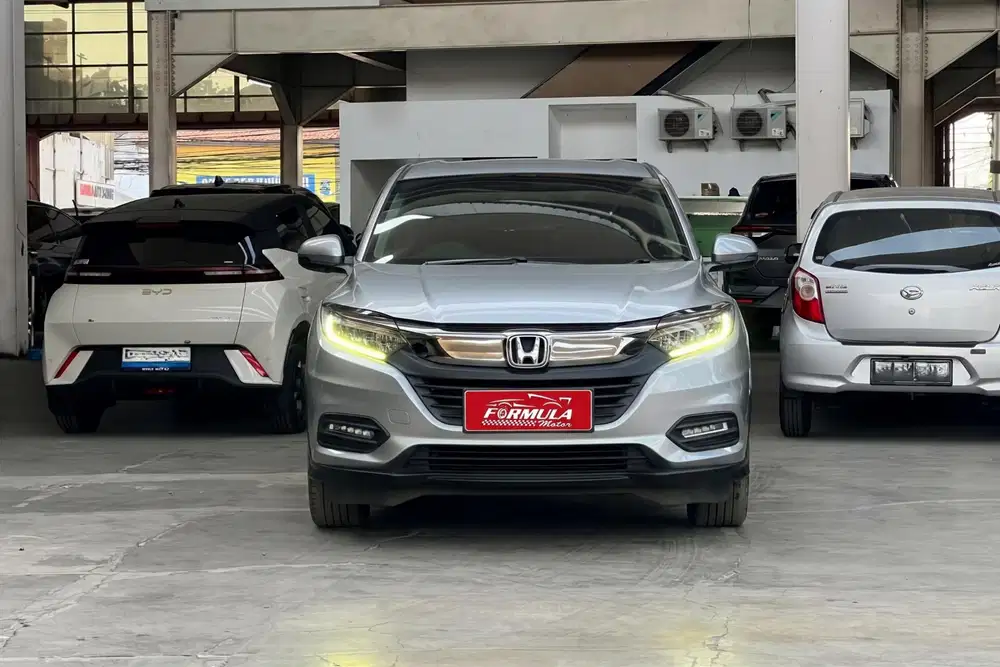 Honda HRV SE 1.5 AT 2021 Silver