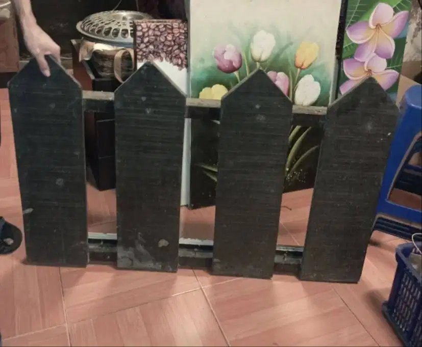 Pagar Kayu Rangka Besi