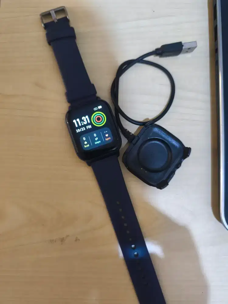 Jam Tangan Smartwatch Olike W12
