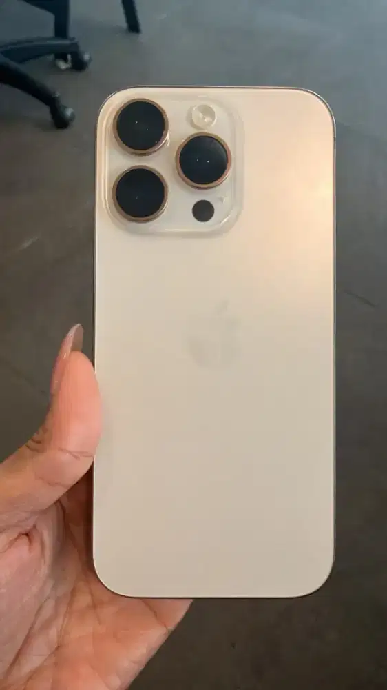 DIJUAL IPHONE 16 PRO 256GB