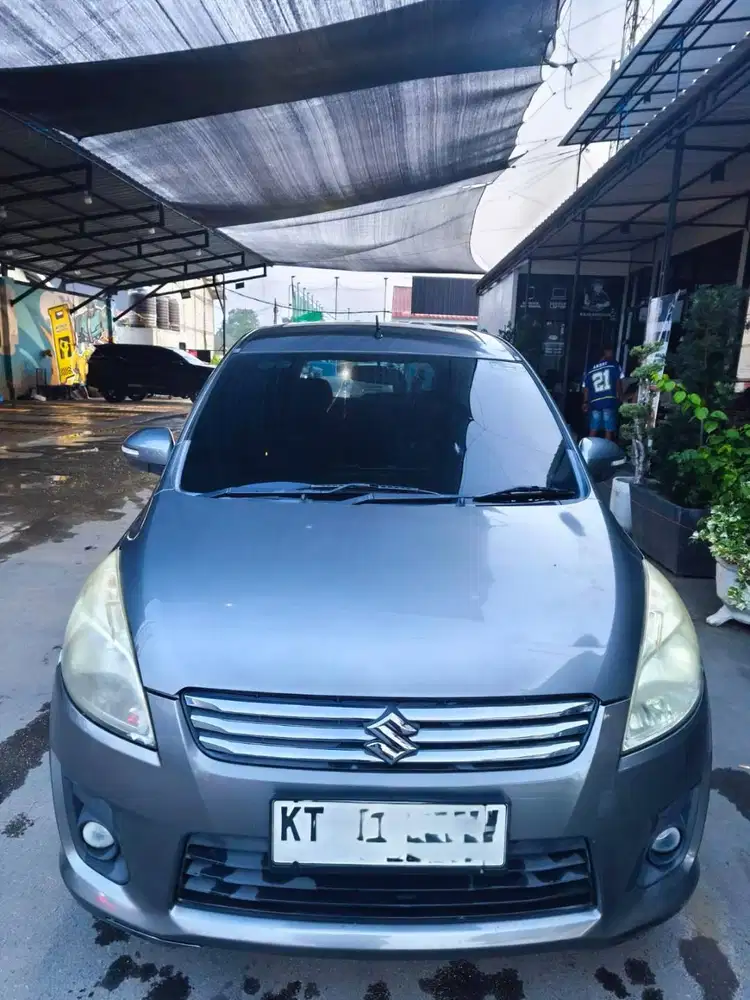 Dijual Mobil Ertiga GX 2013 Matic Warna Abu Metalic (NEGO)