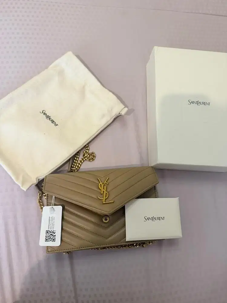 YSL Wac 19 Envelope Lambskin Leather Natural Tan Ghw