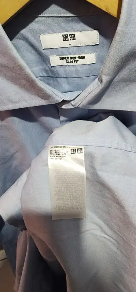 Kemeja uniqlo super non - iron