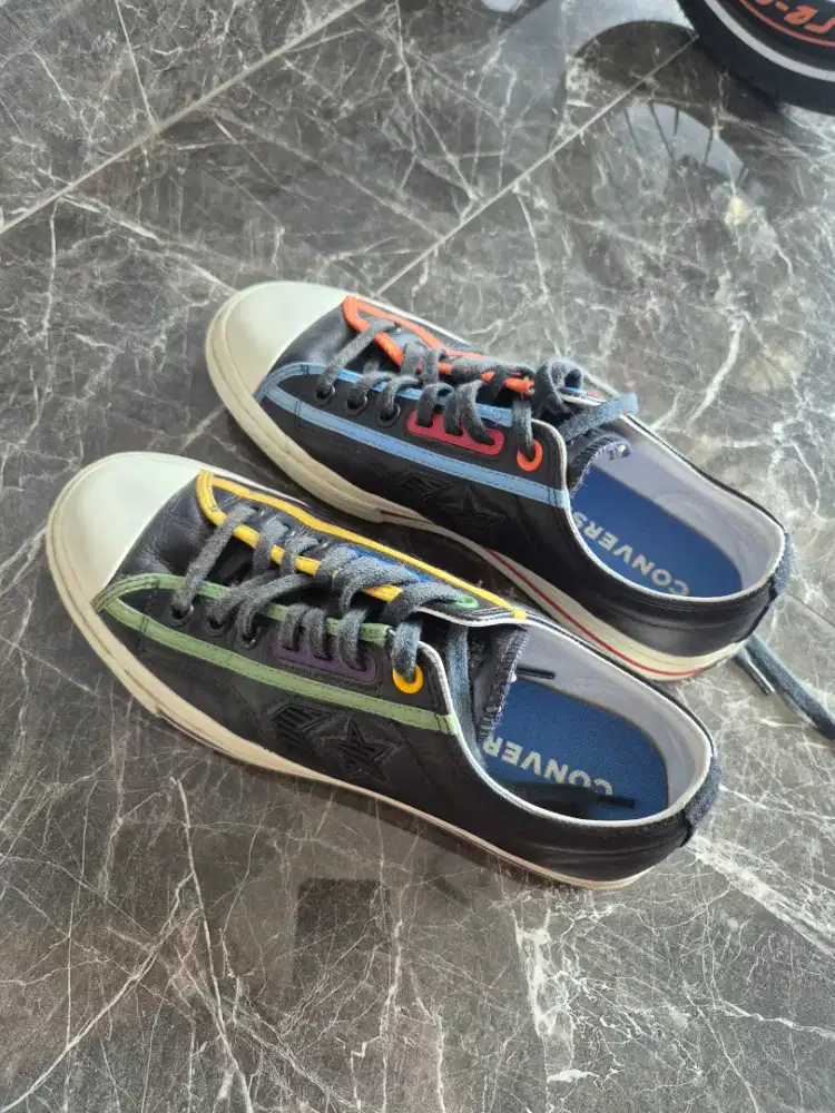 Sepatu converse original size 41