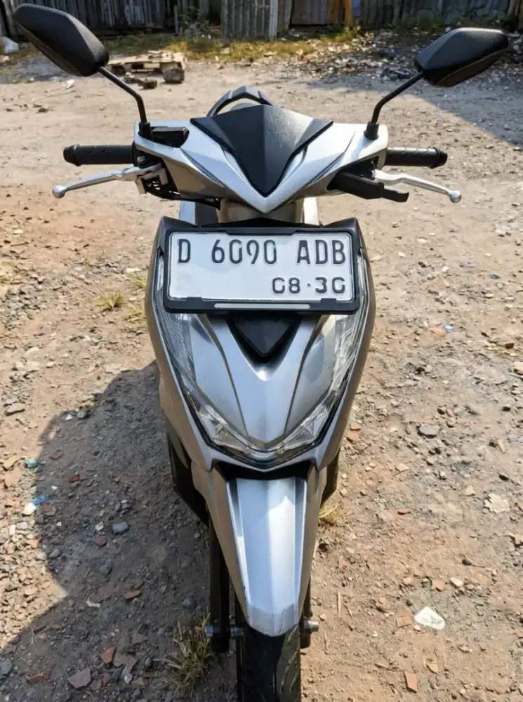 BEAT DELUXE CBS IDLING STOP TYPE TERTINGGI MULUS FULL ORI TERAWAT
