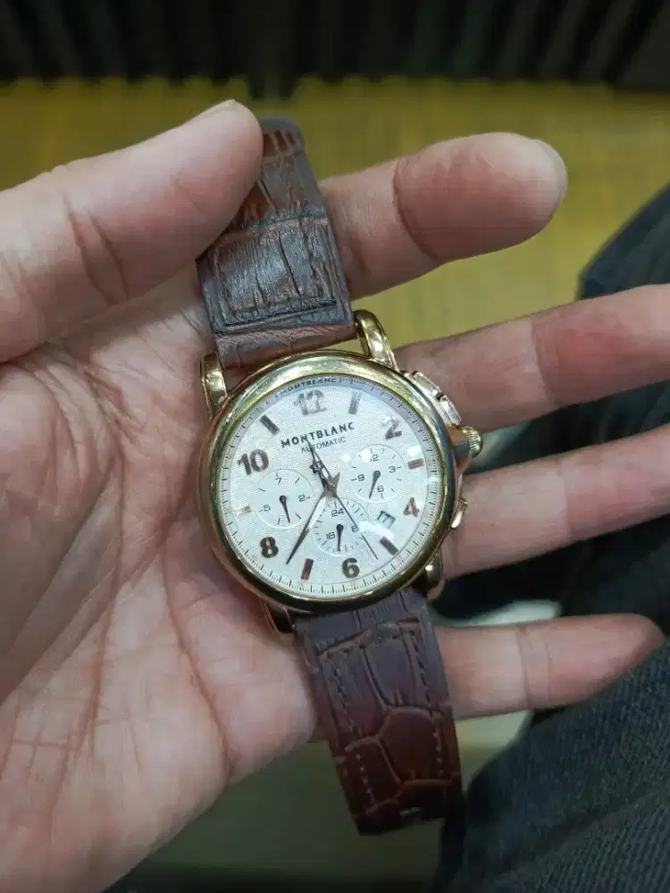 Jam MONTBLANC MEISTERSTUCK 
LIMITED EDITION Automatic
Urut 1906/0734