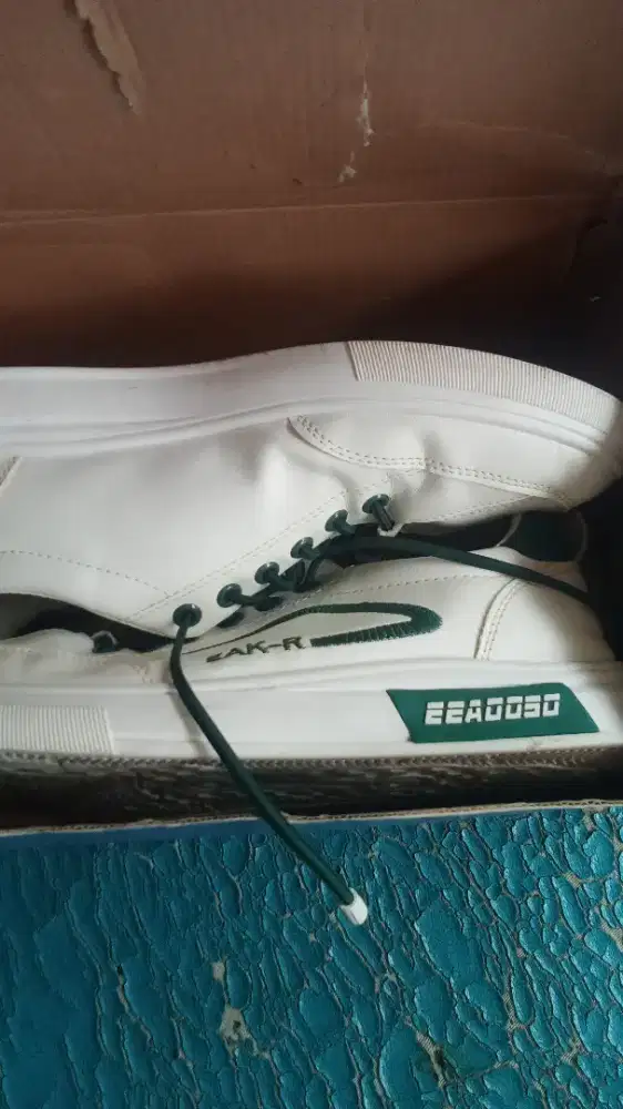Jual sepatu Momo shoes EAK-R