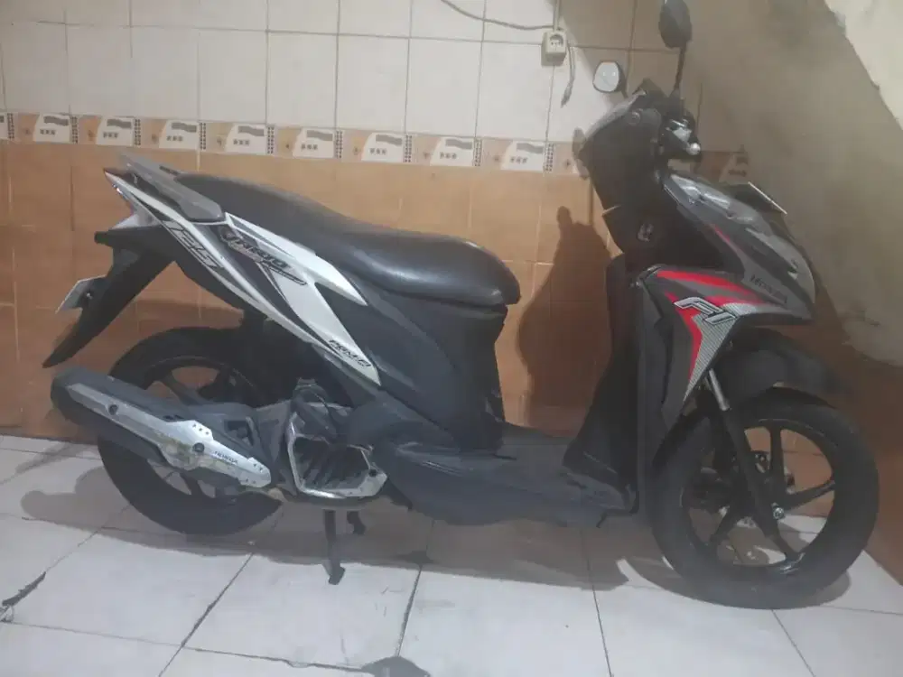 VARIO 125 cc 2012 ORSINIL TGN1 MLS SIAP PAKAI MESIN ENAK STANDAT HALUS