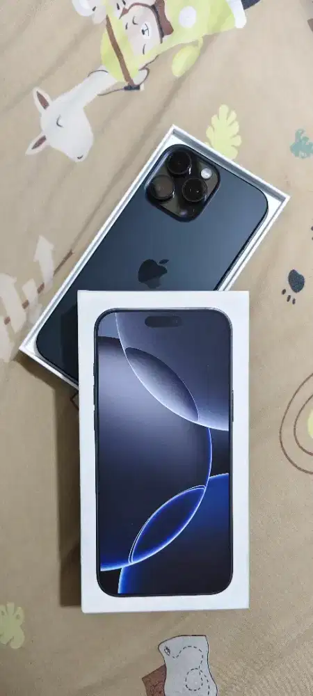 Dijual Iphone 16 Promax Hitam metalik