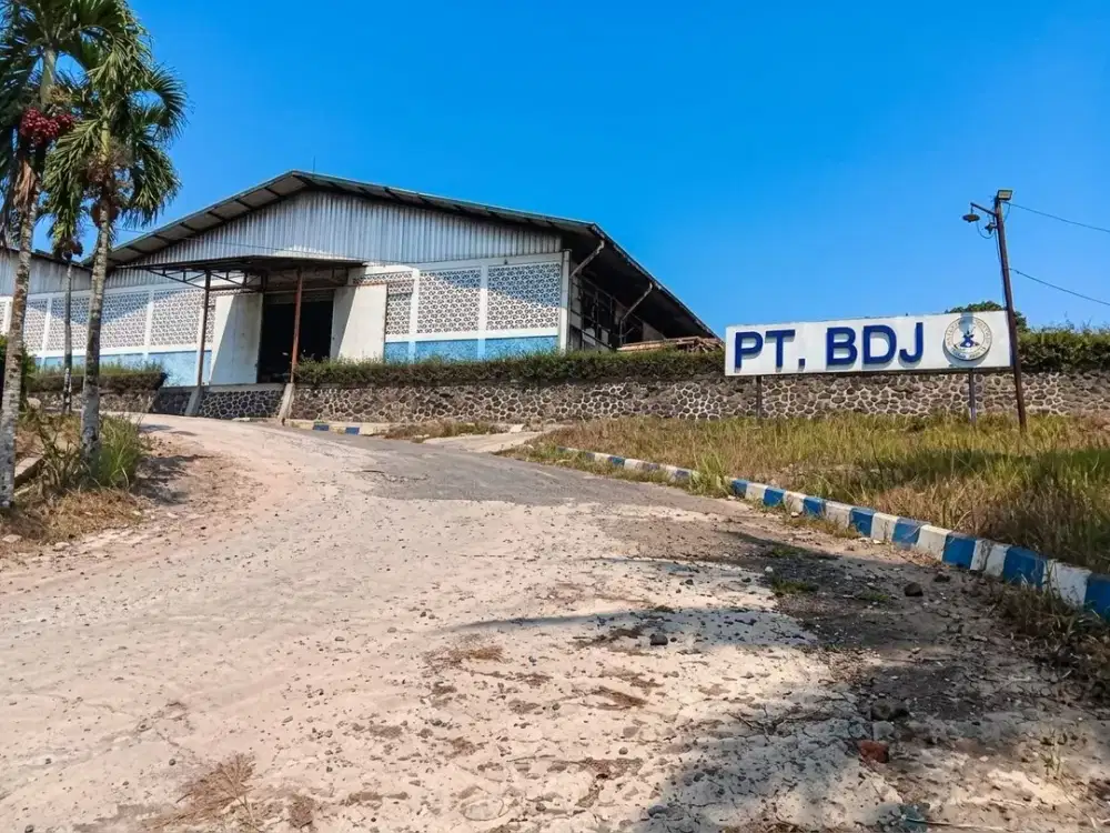 PABRIK, KANTOR, MESS & MESIN-MESIN PRODUKSI, SUKABUMI