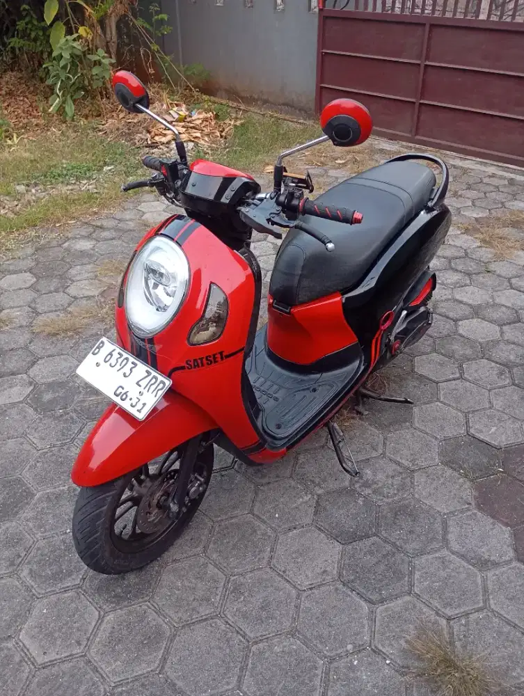 Dijual Honda Scoopy 2021 Surat Lengkap Pajak Hidup ok