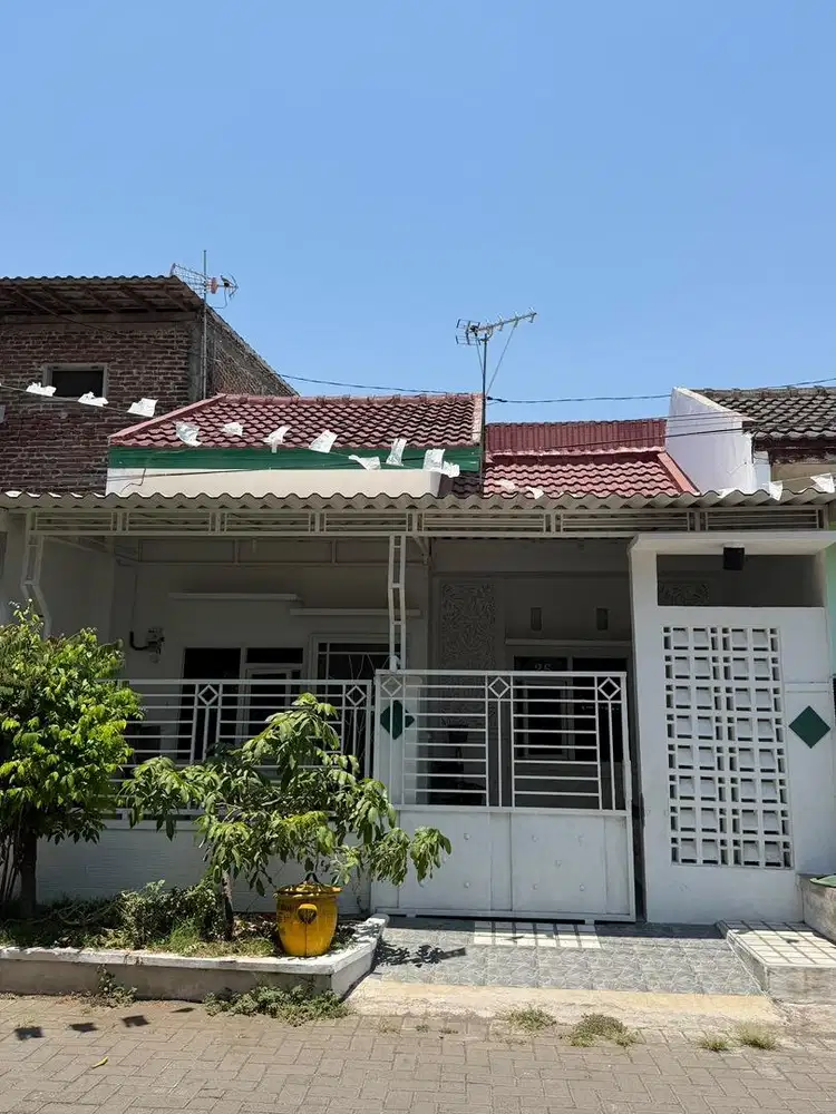 DI JUAL RUMAH ESTETIK LETAK STRATEGIS
