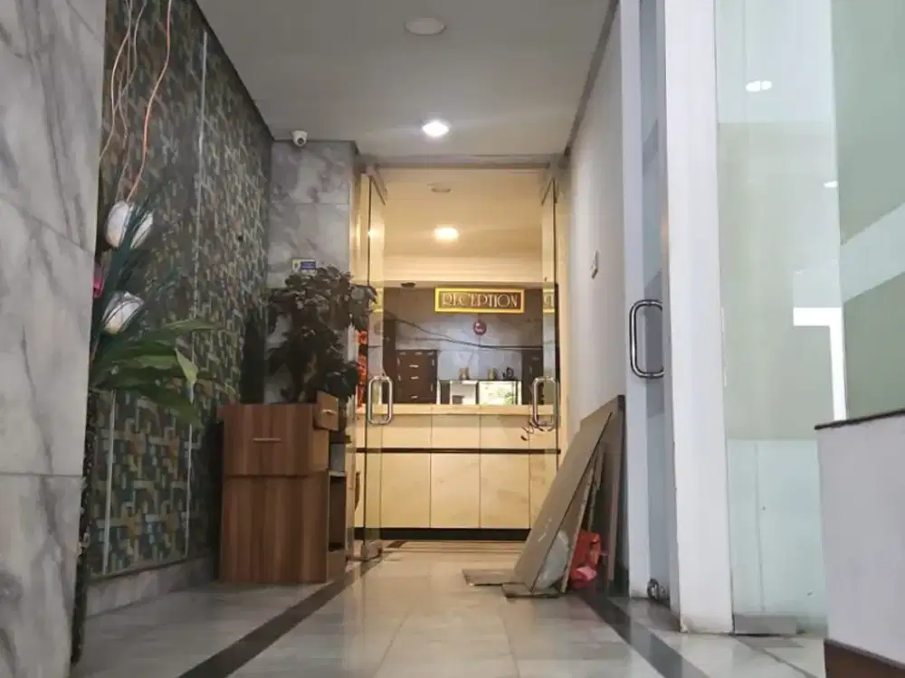 DISEWAKAN Gedung Hotel 6 Lantai dengan 45 Lantai yang Terawat dan Strategis yang Cocok untuk Usaha Hospitality di Pecinan, Pancoran, Glodok Toko 3