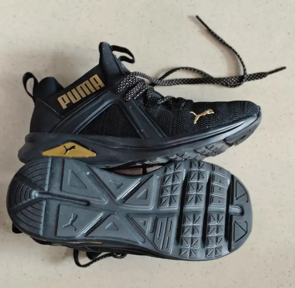 Jual Sepatu Puma Enzo 2 second baru 2x pakai