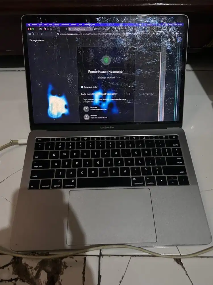 Laptop mac pro 2016 apa adanya