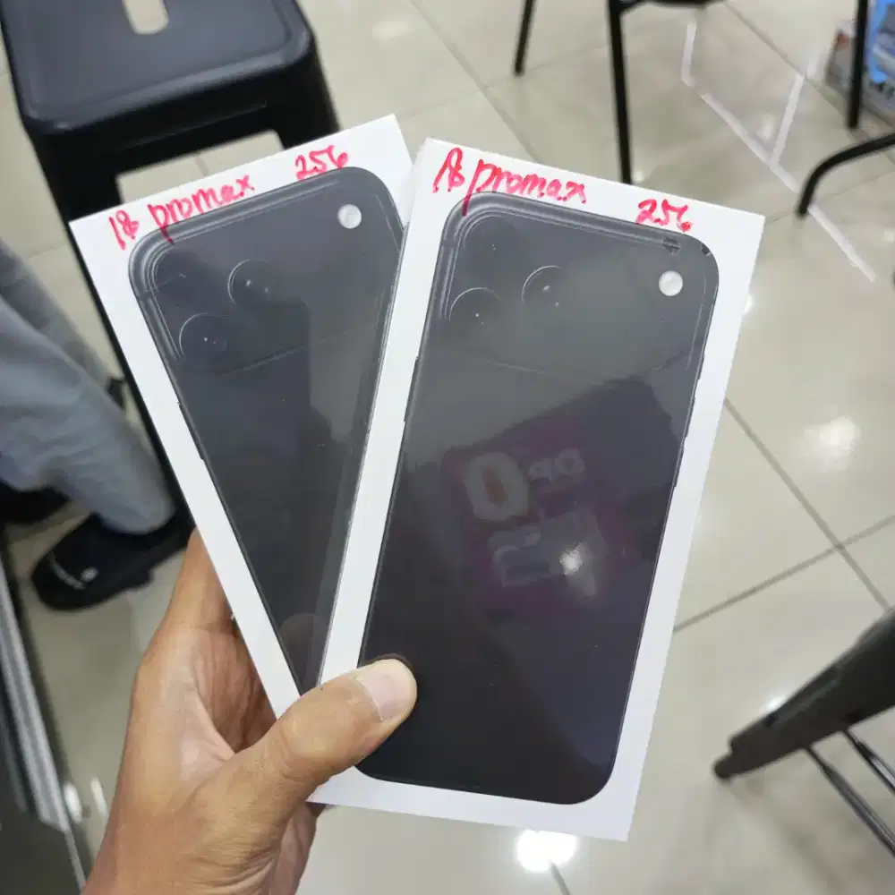 New iPhone 18 pro max 256 black ibox