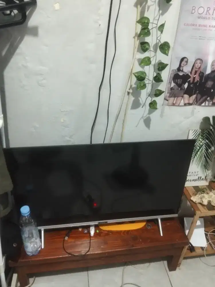 Di jual smart tv merk cocca 32 inch.