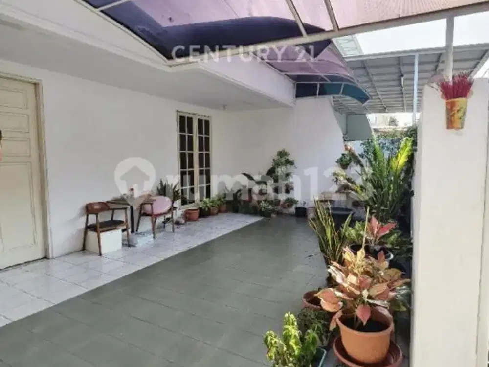 Rumah 2 Lantai Muara Karang Row Jalan Lebar