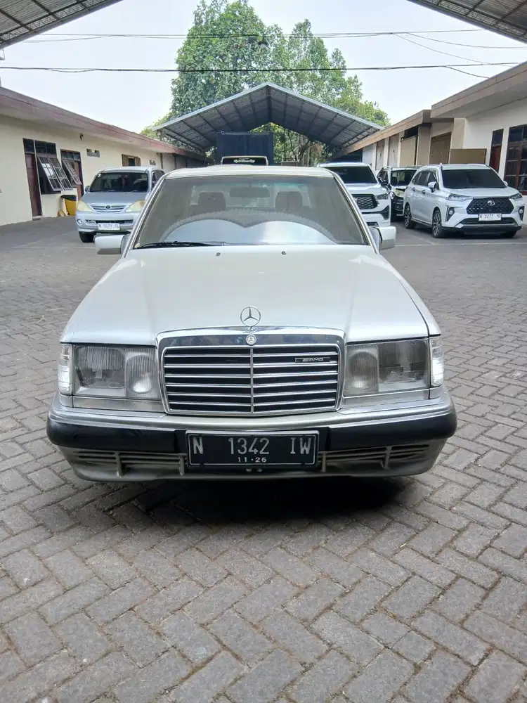 DIJUAL CEPAT MERCEDEZ BENZ TYPE W124 300E TAHUN 1987, HARGA NEGO