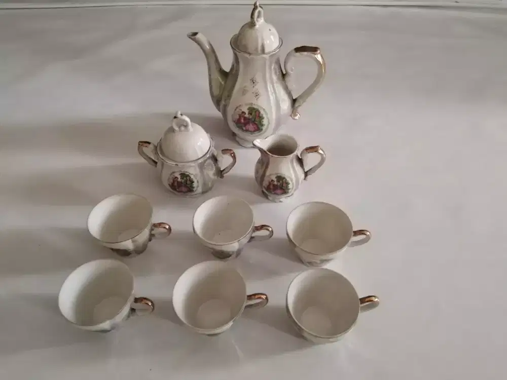 Vintage Japanese Pearl Lusterware Tea Set - EIHO Grade A